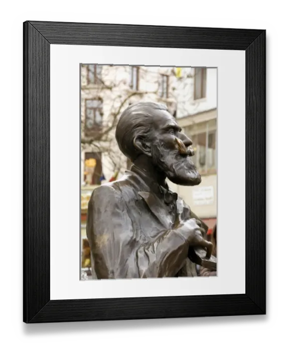 Framed Print : Belgium, Brussels. Market Place Square. Bronze statue of former mayor