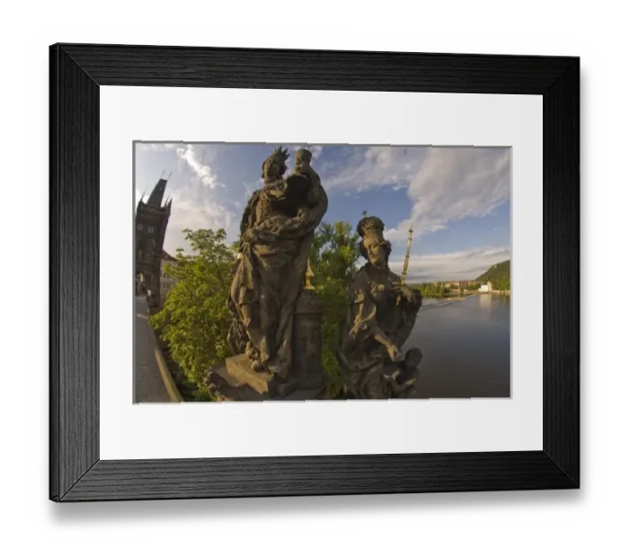 Framed Print : View from Charles Bridge (Karluv most), founded in 1357, Baroque Sculptures from the 18th Century Framed Print : View from Charles Bridge (Karluv most), founded in 1357, Baroque Sculptures from the 18th Century