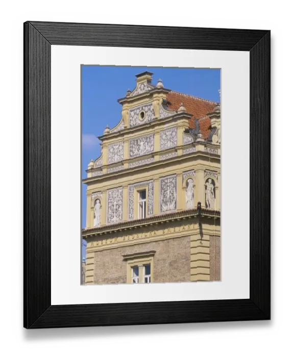 Framed Print : Eastern Europe, Czech Republic, Prague, Old Town (Stare Mesto), Old Town Square Framed Print : Eastern Europe, Czech Republic, Prague, Old Town (Stare Mesto), Old Town Square