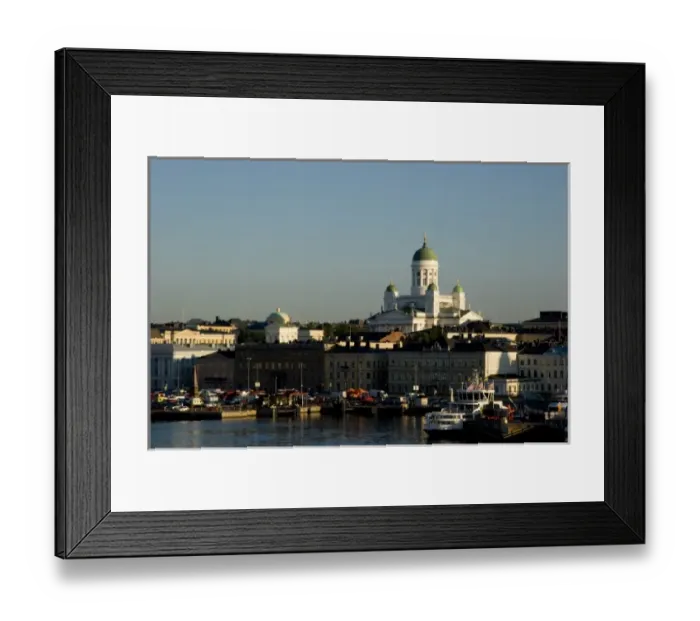Framed Print : Finland, Helsinki. The Lutheran Cathedral, Tuomiokirkko, overlooks the city Framed Print : Finland, Helsinki. The Lutheran Cathedral, Tuomiokirkko, overlooks the city