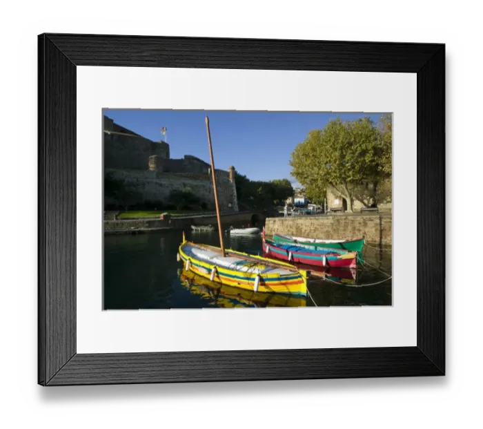 Framed Print : Collioure, Pyrenees-Orientales, Rousillon, Mediterranean, France Framed Print : Collioure, Pyrenees-Orientales, Rousillon, Mediterranean, France