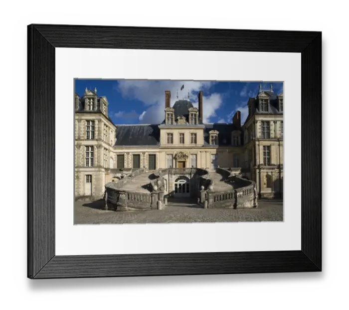 Framed Print : Fontainebleau Chateau, Seine et Marne (77), Ile de France, France Framed Print : Fontainebleau Chateau, Seine et Marne (77), Ile de France, France