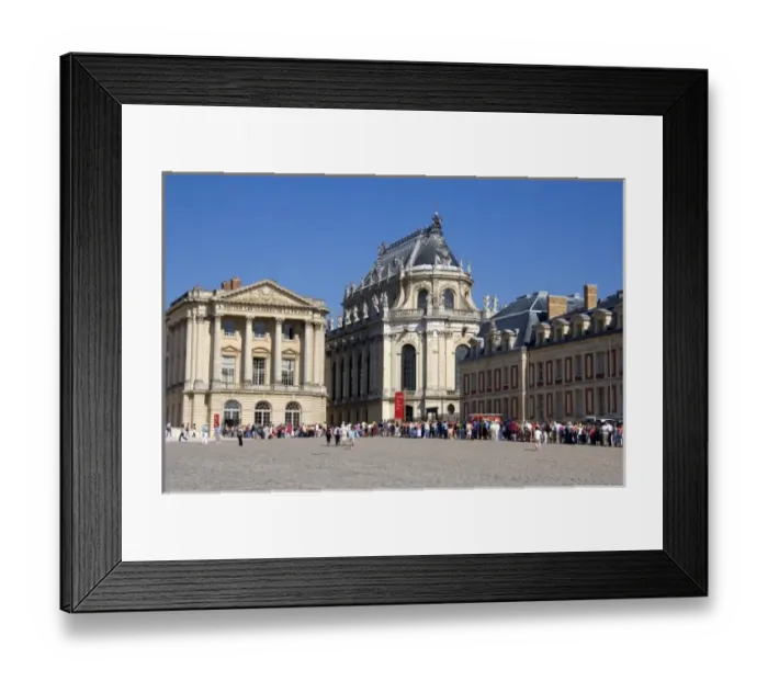 Framed Print : The Palace of Versailles at Versailles in the department of Yvelines, France Framed Print : The Palace of Versailles at Versailles in the department of Yvelines, France