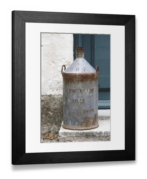 Framed Print : An old tin jar for transporting olive oil Crousnillon Huiles. Moulin Mas des Barres olive mill Framed Print : An old tin jar for transporting olive oil Crousnillon Huiles. Moulin Mas des Barres olive mill