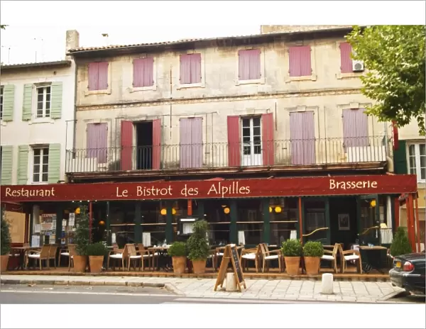 Le Bistrot des Alpilles restaurant. Empty of people. Saint Remy Remy de Provence