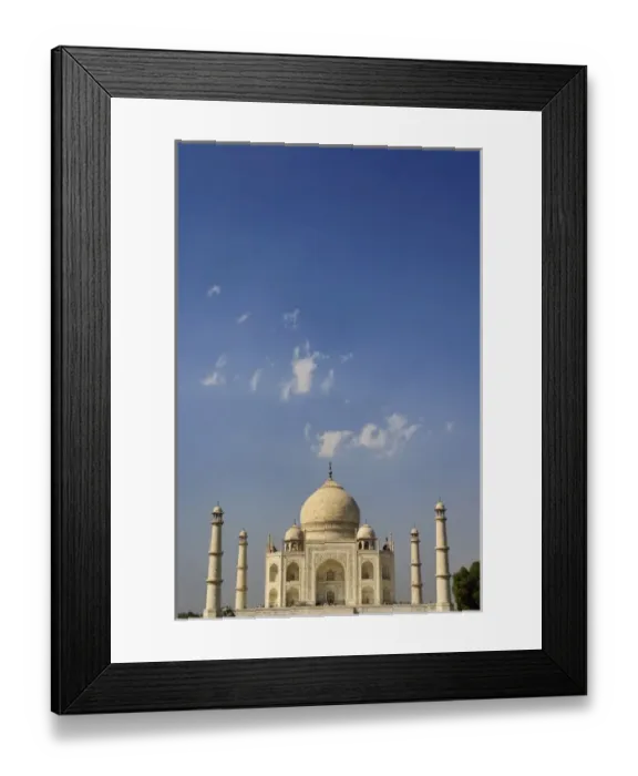 Framed Print : Taj Mahal, a mausoleum located in Agra, India, built by Mughal Emperor Shah Jahan Framed Print : Taj Mahal, a mausoleum located in Agra, India, built by Mughal Emperor Shah Jahan