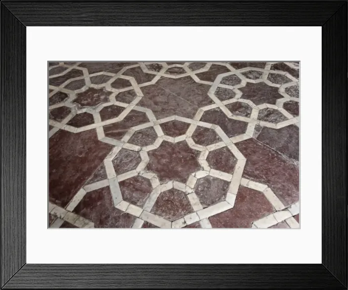 Framed Print : Architectural details, Humayuns Tomb, a complex of Mughal architecture built Framed Print : Architectural details, Humayuns Tomb, a complex of Mughal architecture built