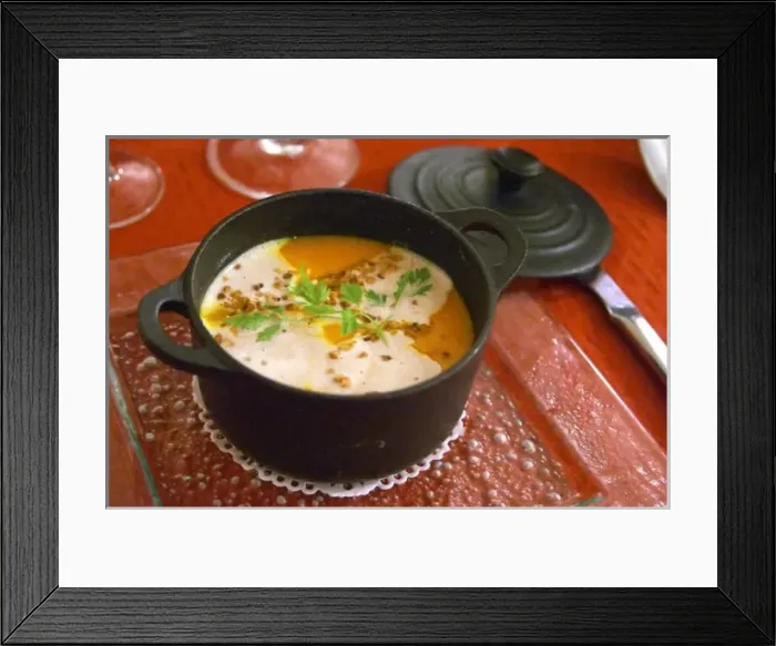 Framed Print : Carcassonne. At the Restaurant Auberge des Lices. Languedoc. Black cast iron pot