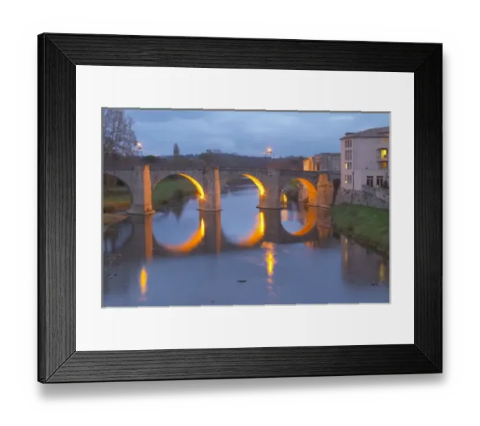 Framed Print : Carcassonne. Languedoc. The old bridge across the Aude river. Illuminated in early morning Framed Print : Carcassonne. Languedoc. The old bridge across the Aude river. Illuminated in early morning