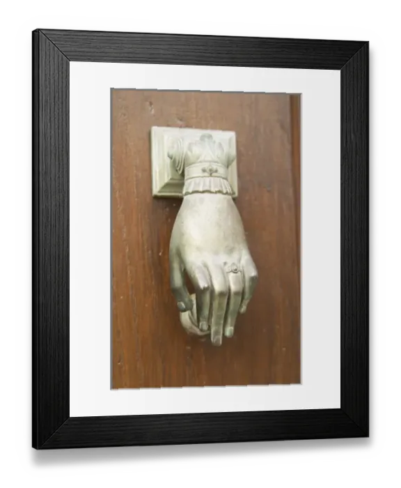 Framed Print : Chateau la Voulte Gasparets. In Gasparets village near Boutenac. Les Corbieres. Languedoc