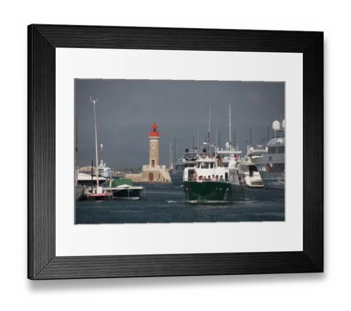 Framed Print : Entering the Harbor, St. Tropez, Provence-Alpes-Cote d Azur, France
