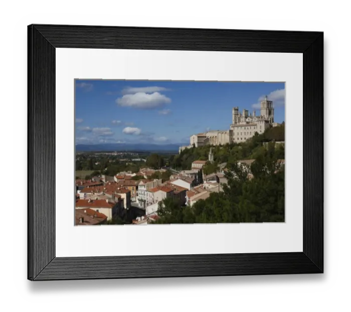 Framed Print : France, Languedoc-Roussillon, Herault Department, Beziers, Cathedrale St-Nazaire cathedral and town