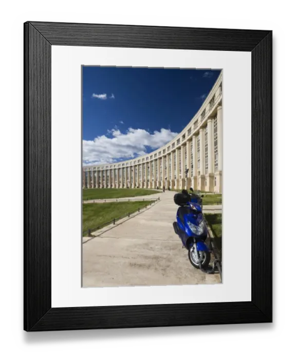 Framed Print : France, Languedoc-Roussillon, Herault Department, Montpellier, Esplanade de l Europe