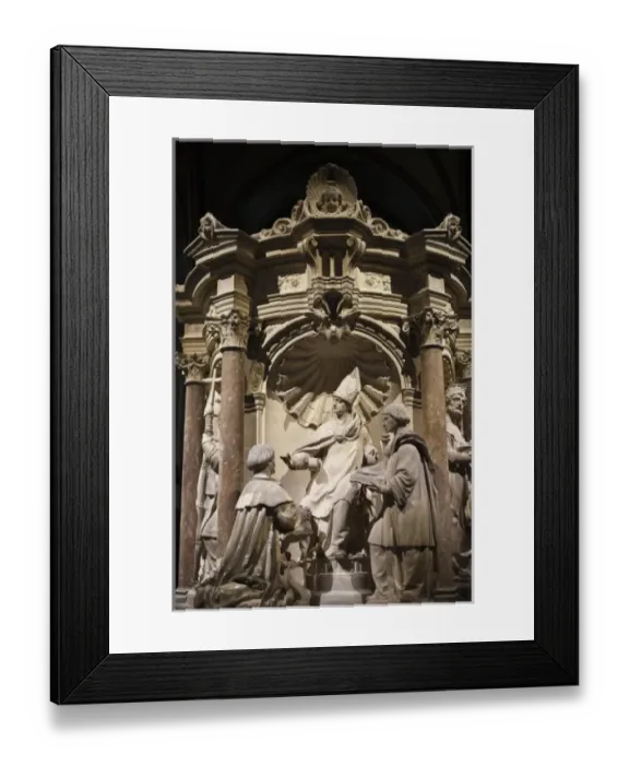 Framed Print : France, Marne, Champagne Ardenne, Reims, Basilique St-Remi, 17th century figures Framed Print : France, Marne, Champagne Ardenne, Reims, Basilique St-Remi, 17th century figures