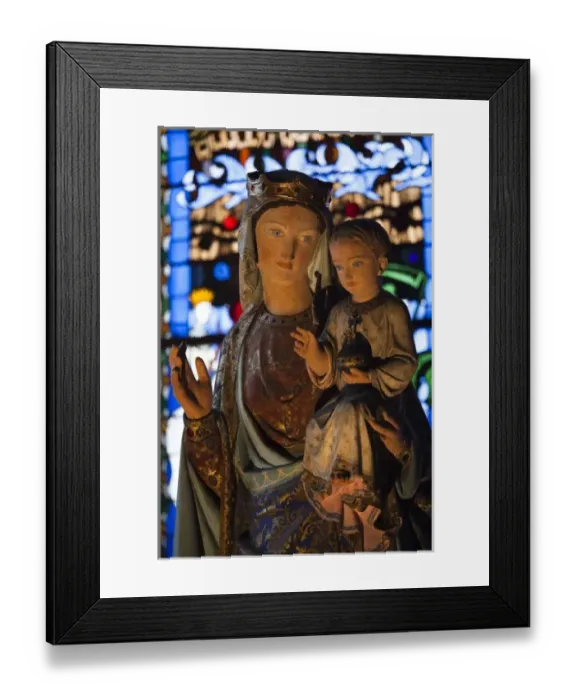 Framed Print : France, Puy-de-Dome Department, Auvergne Region, Clermont-Ferrand, Cathedrale-Notre-Dame