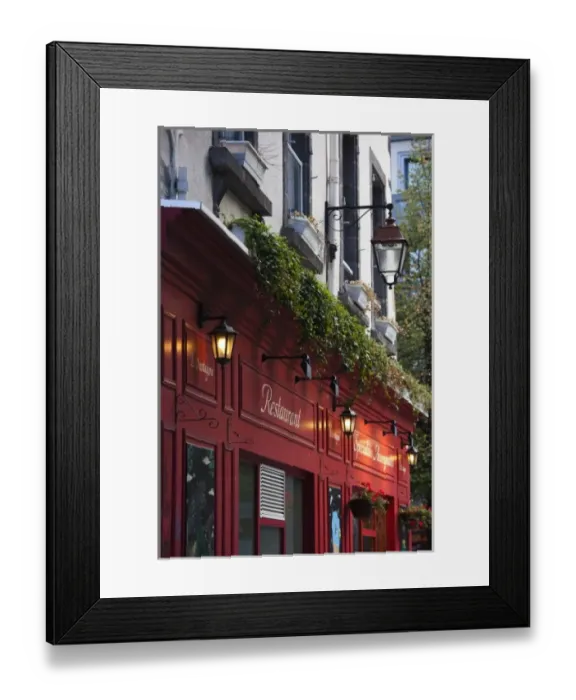 Framed Print : France, Puy-de-Dome Department, Auvergne Region, Clermont-Ferrand, Place de la Victoire Framed Print : France, Puy-de-Dome Department, Auvergne Region, Clermont-Ferrand, Place de la Victoire