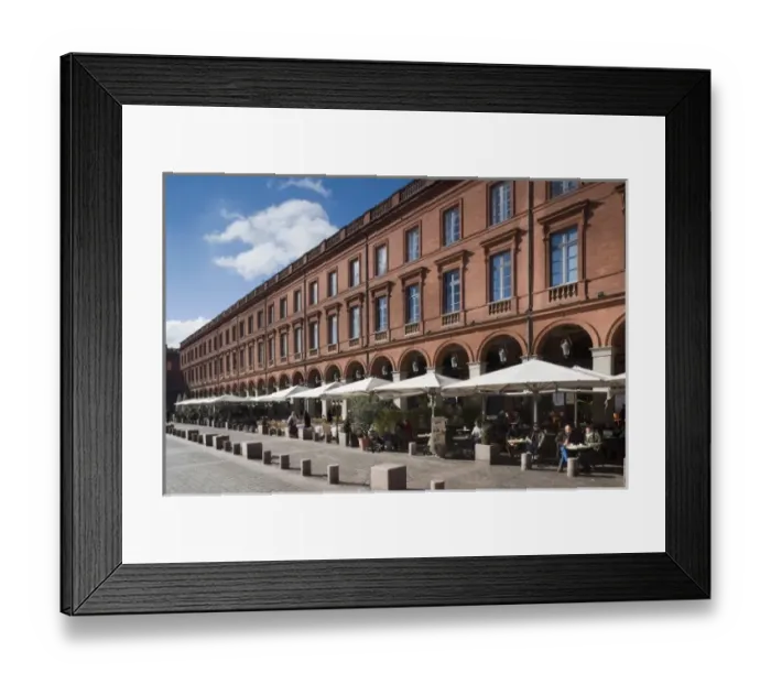 Framed Print : France, Midi-Pyrenees Region, Haute-Garonne Department, Toulouse, Place du Capitole Framed Print : France, Midi-Pyrenees Region, Haute-Garonne Department, Toulouse, Place du Capitole