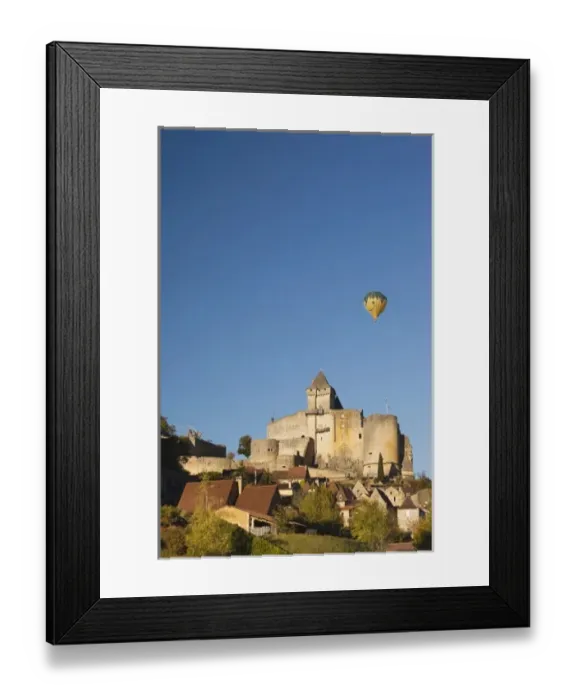 Framed Print : France, Aquitaine Region, Dordogne Department, Castelnaud-la-Chapelle, Chateau de Castelnaud