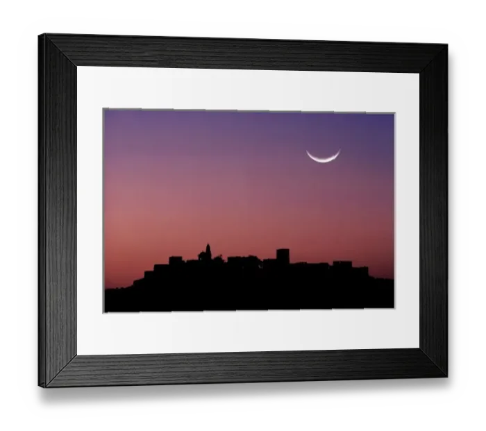 Framed Print : Asia, India, Rajasthan, Jaipur. A crescent moon hangs above the silhouette of Jaipur in Rajasthan