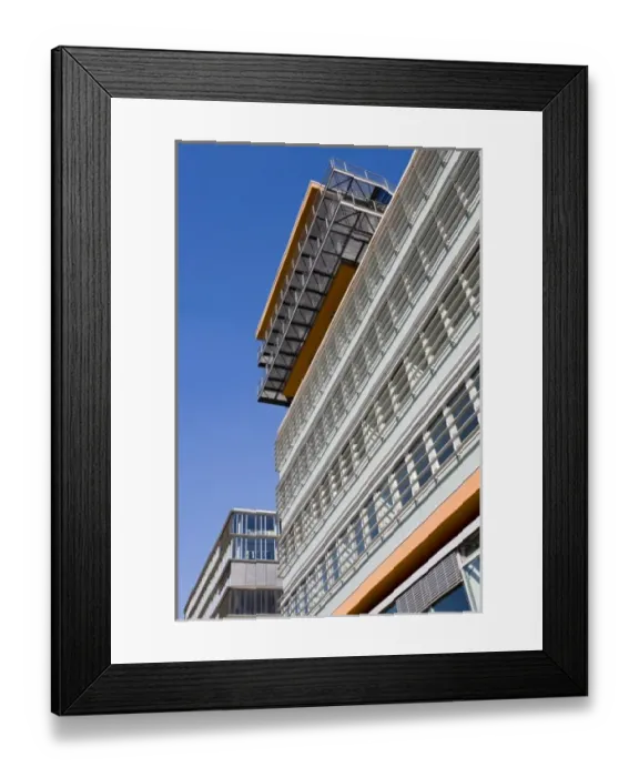 Framed Print : Germany, Nordrhein-Westfalen, Dusseldorf. Medienhafen Office building