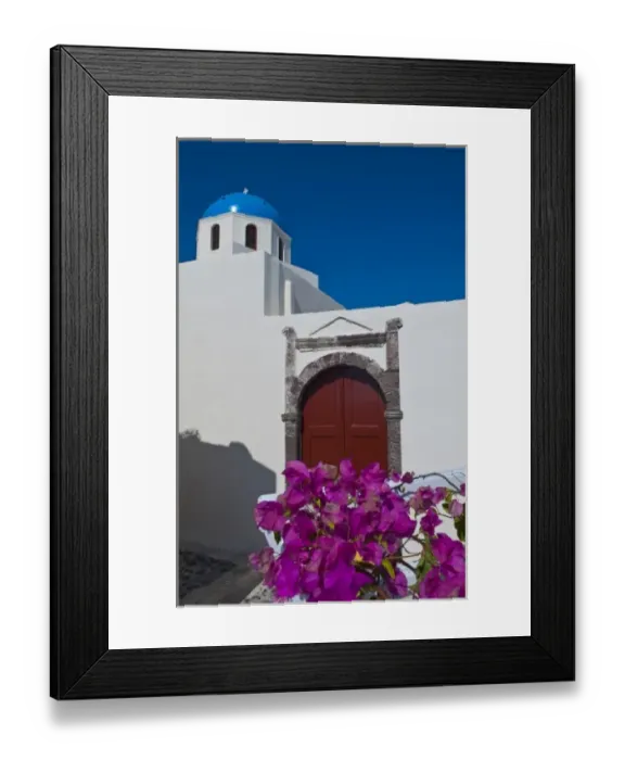 Framed Print : Blue domb church of beautiful Oia in Greek Island of Santorini Greece on cliffs