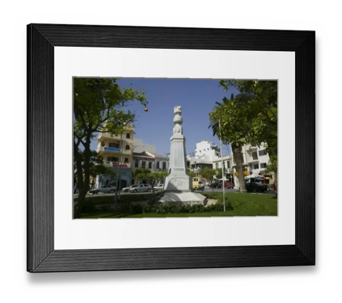 Framed Print : GREECE, CRETE, Lasithi Province, Agios Nikolaos: Plateia Venizelou Square