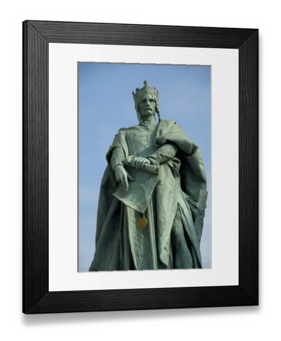 Framed Print : Hungary, Budapest, Pest. Historic Heros Square (aka Hosok tere), statue Framed Print : Hungary, Budapest, Pest. Historic Heros Square (aka Hosok tere), statue