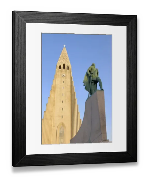 Framed Print : Iceland, Reykjavik, Hallgrimskirkja, Leif Eriksson Framed Print : Iceland, Reykjavik, Hallgrimskirkja, Leif Eriksson