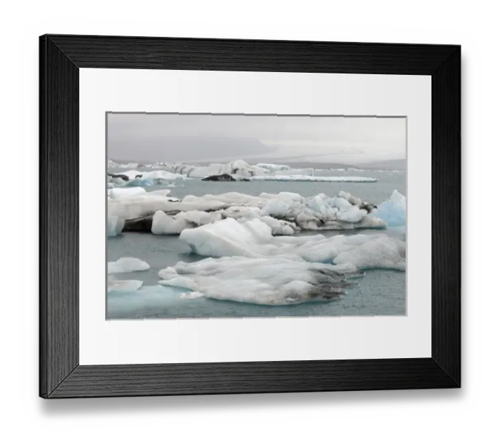 Framed Print : Icebergs floating in Jokulsarlon glacial lagoon, South coast, Iceland Framed Print : Icebergs floating in Jokulsarlon glacial lagoon, South coast, Iceland