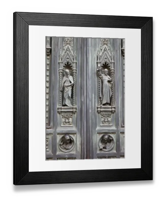 Framed Print : Ornate door details on Duomo or Florence Cathedral, Basilica of Saint Mary of the Flower