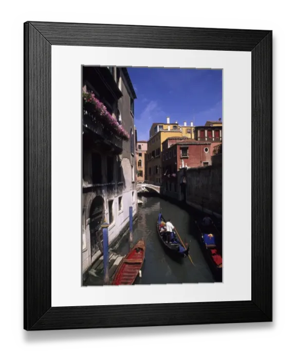 Framed Print : Gondolas ready for tourists in Venice Italy Framed Print : Gondolas ready for tourists in Venice Italy