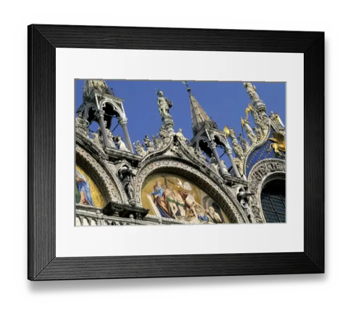 Framed Print : Detail of golden artwork of St. Marks Church in San Marcos Plaza in Venice Italy