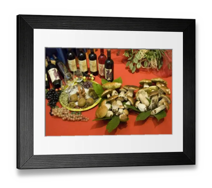 Framed Print : Italy, Piedmont (Piemonte), western region, Bricherasio, fresh mushtooms, kiwis
