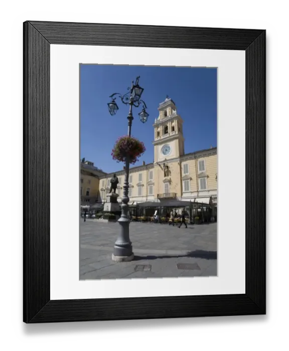 Framed Print : Piazza Garibaldi, Palazo del Governatore, Parma, Emilia Romagna, Italy Framed Print : Piazza Garibaldi, Palazo del Governatore, Parma, Emilia Romagna, Italy