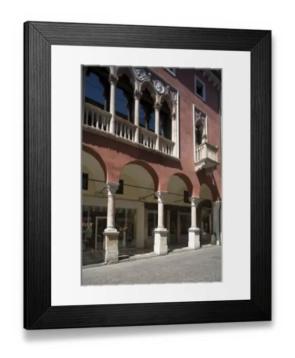Framed Print : One of the many Venetian style palaces of Vecenza, Venetia, Italy Framed Print : One of the many Venetian style palaces of Vecenza, Venetia, Italy