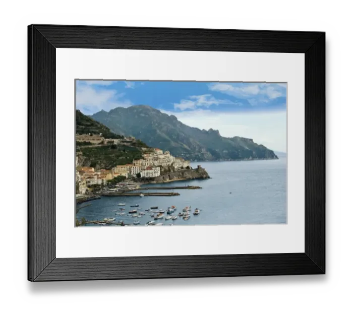 Framed Print : Italy, Campania, Sorrentine Peninsula, Amalfi, View of the town (UNESCO World Heritage) Framed Print : Italy, Campania, Sorrentine Peninsula, Amalfi, View of the town (UNESCO World Heritage)