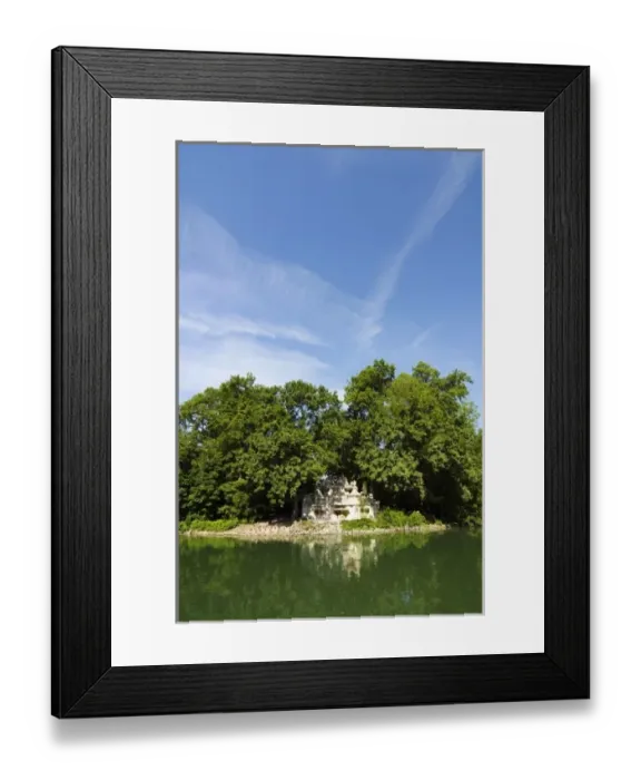 Framed Print : Italy, Parma, Gardens of Parco Ducale Framed Print : Italy, Parma, Gardens of Parco Ducale