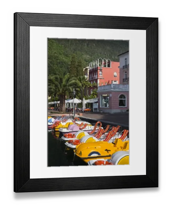 Framed Print : Europe, Italy