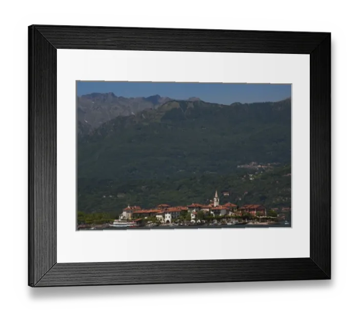 Framed Print : Italy, Verbano-Cusio-Ossola Province, Stresa. Isola Superiore O Dei Pescatori