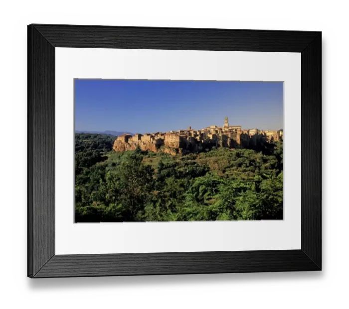 Framed Print : Italy, Tuscanny, Pitigliano. Late afternoon light on Tuscan hill town Framed Print : Italy, Tuscanny, Pitigliano. Late afternoon light on Tuscan hill town