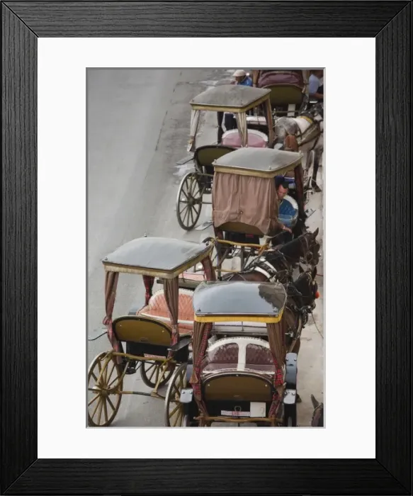 Framed Print : Malta, Valletta, Floriana, horse carriages at Pinto Wharf Framed Print : Malta, Valletta, Floriana, horse carriages at Pinto Wharf
