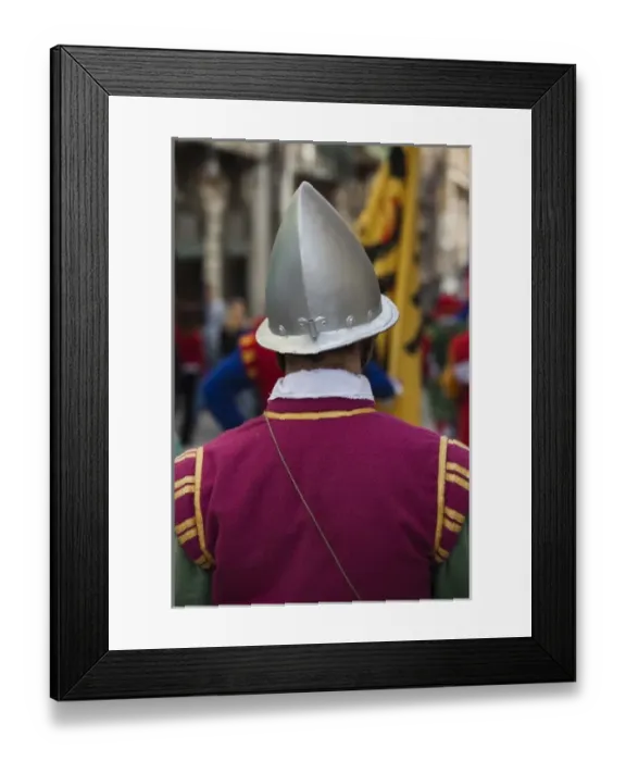 Framed Print : Malta, Valletta, In Guardia military re-enactors in 15th century uniforms, Triq il-Repubblika Framed Print : Malta, Valletta, In Guardia military re-enactors in 15th century uniforms, Triq il-Repubblika