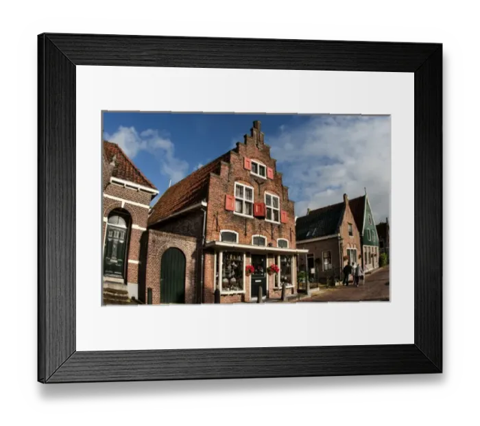 Framed Print : Homes in the small town of Edam, the Netherlands Framed Print : Homes in the small town of Edam, the Netherlands