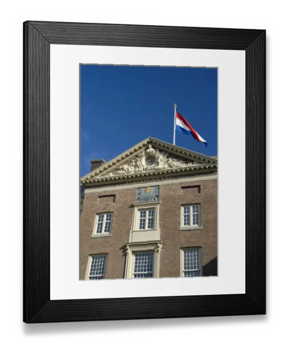 Framed Print : Netherlands (aka Holland), Apeldoorn near Arnhem. National Museum Paleis Het Loo Framed Print : Netherlands (aka Holland), Apeldoorn near Arnhem. National Museum Paleis Het Loo