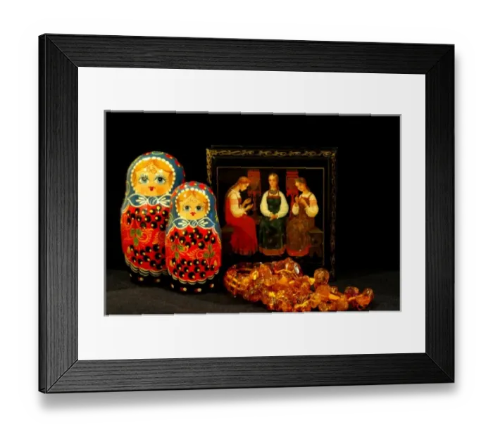 Framed Print : Asia, Russia. Typical Russian handicrafts. Traditional Matrushka (nesting) dolls Framed Print : Asia, Russia. Typical Russian handicrafts. Traditional Matrushka (nesting) dolls