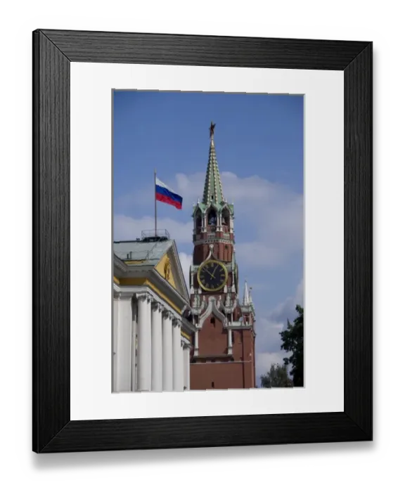 Framed Print : Russia, Moscow, The Kremlin. Saviors Tower and Gate (aka Spasskaya Tower or Holy Gate) Framed Print : Russia, Moscow, The Kremlin. Saviors Tower and Gate (aka Spasskaya Tower or Holy Gate)