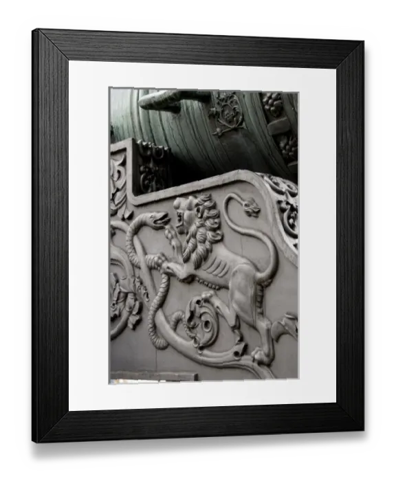 Framed Print : Russia, Moscow, The Kremlin. 14th century bronze Czar Cannon, weighing almost 40 tons Framed Print : Russia, Moscow, The Kremlin. 14th century bronze Czar Cannon, weighing almost 40 tons