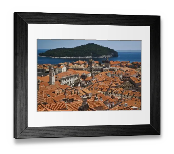 Framed Print : Elevated view of historic Dubrovnik, Croatia and the Adriatic Sea. A UNESCO World Heritage Site Framed Print : Elevated view of historic Dubrovnik, Croatia and the Adriatic Sea. A UNESCO World Heritage Site