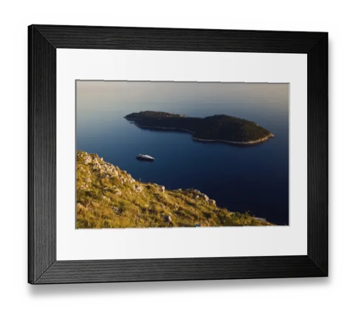 Framed Print : Cruise ship in the Adriatic Sea approaching the historic harbor of Dubrovnik, Croatia