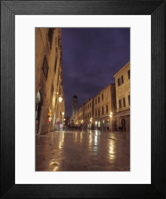 Framed Print : Look west down the Stradun (Placa) towards Pile Gate and the Franciscan bell tower Framed Print : Look west down the Stradun (Placa) towards Pile Gate and the Franciscan bell tower